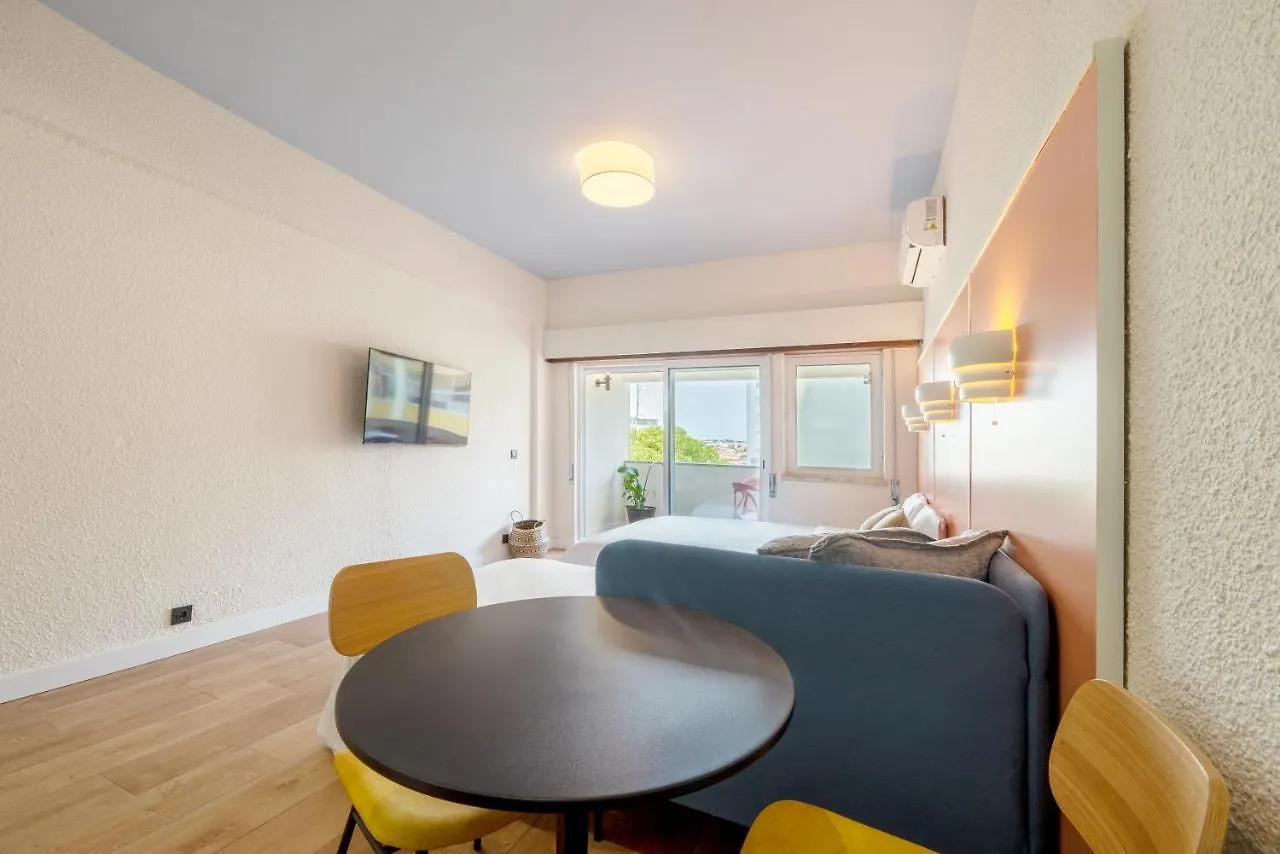 דירה קסקאיס Amarelo Studio By Olala Homes פורטוגל